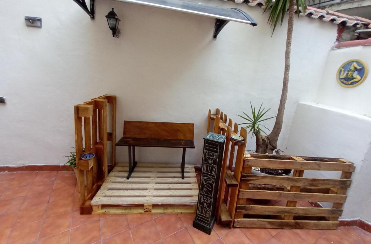 Peppe'S Holiday House Catania Exterior foto